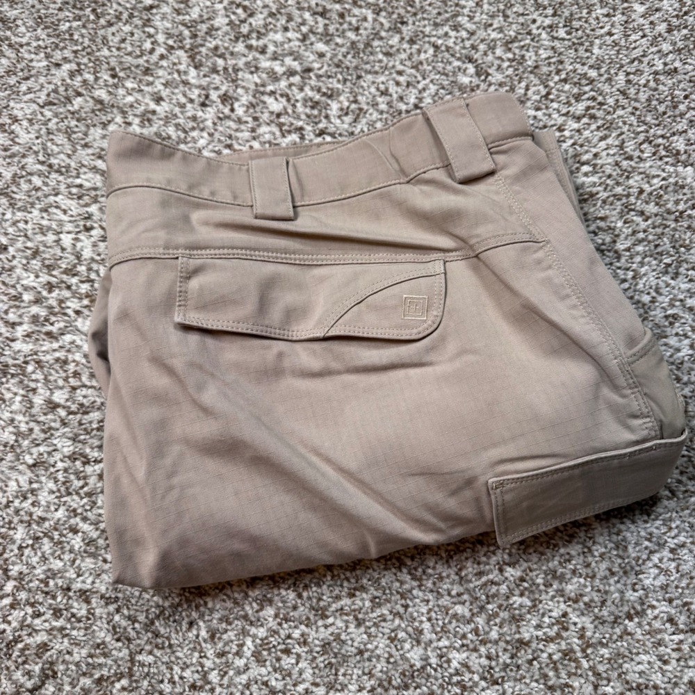 5.11 Tactical‎ Series Men's 44x32 Khaki Cargo Utility Work Military Pants